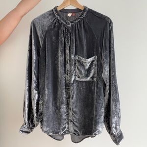 Anthropologie • Sleeved Velvet Gray Blouse Buttondown, New with Tags.
